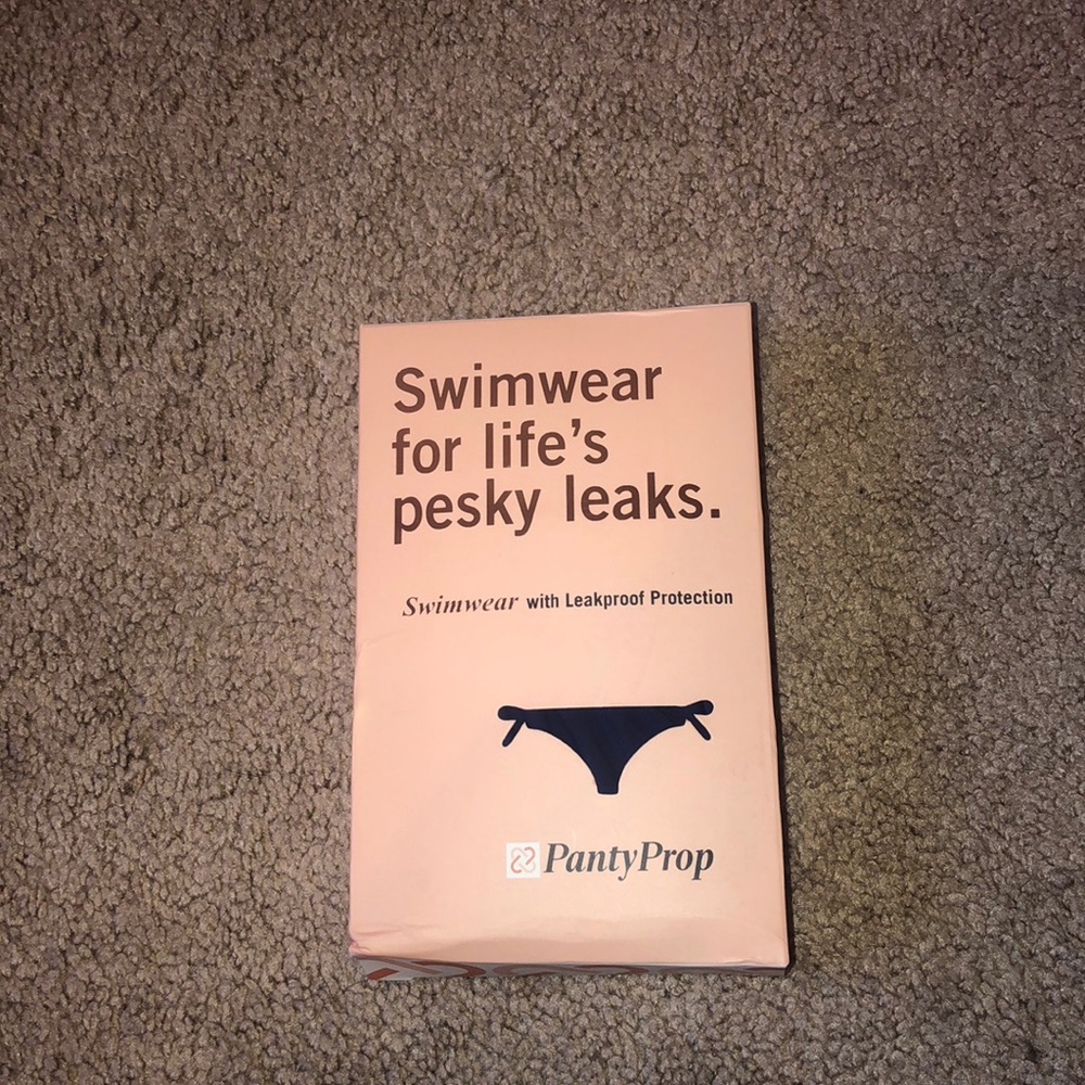 NAVY BLUE PANTY PROP SWIMSUIT BOTTOMS ❗️NWOT❗️